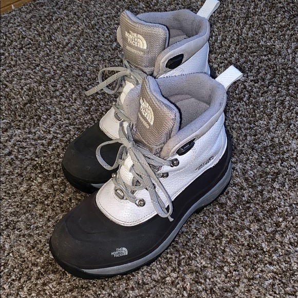 The North Face snow boots - Picture 3 of 8